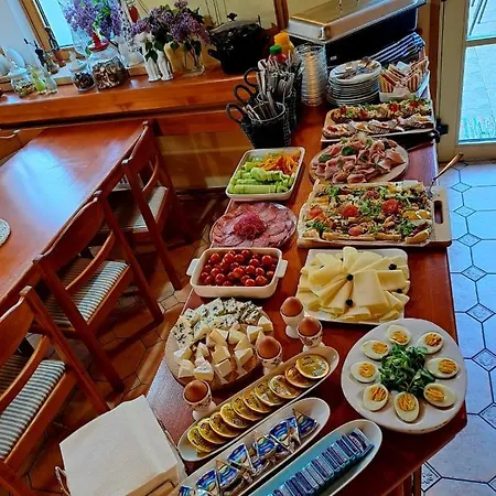 Zlaty Potok Hotel