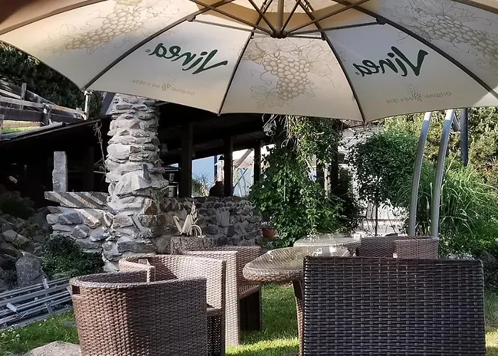 Отель Zlaty Potok 3*