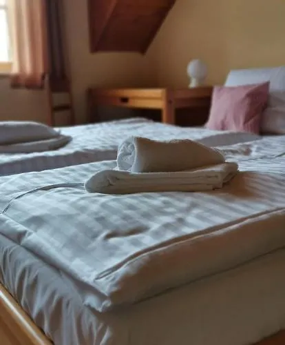 Zlaty Potok Отель 3*